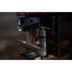 SKIL Kolomboormachine / Tafelboormachine 1360AA Incl. Bankschroef 11 SKIL Kolomboormachine / Tafelboormachine 1360AA Incl. Bankschroef -Hulpmiddel Winkel 123 2623